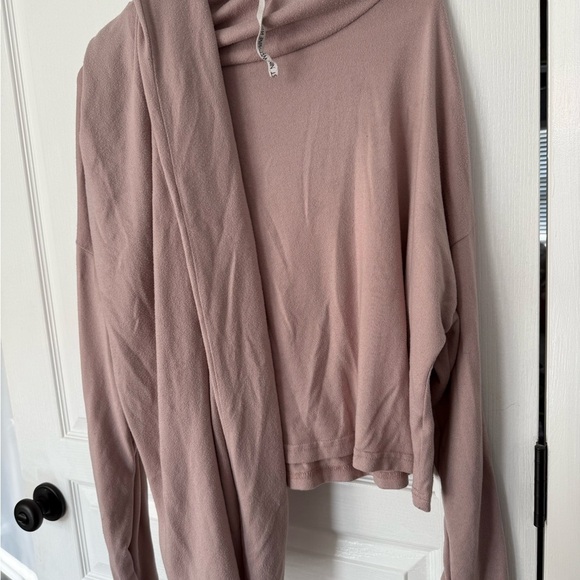 Nine West Pink Cowl Neck Sweater and Pants Lightweight Set - Picture 7 of 9